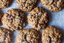 healthy whole wheat oatmeal raisin cookies