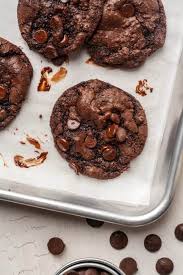Indulge in Decadent Almond Flour Chocolate Cookies Today!