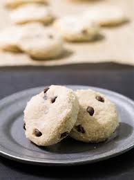 Scrumptious Almond Flour and Honey Cookies: A Healthier Sweet Treat Option