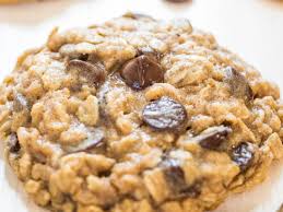 Deliciously Easy Oatmeal Raisin Chocolate Chip Cookies Recipe