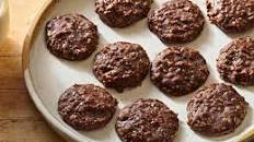easy no bake oatmeal cookies