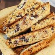 almond chocolate chip biscotti