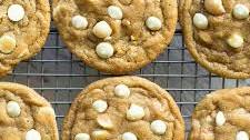 Indulge in Subway’s Delicious White Chocolate Chip Macadamia Nut Cookies