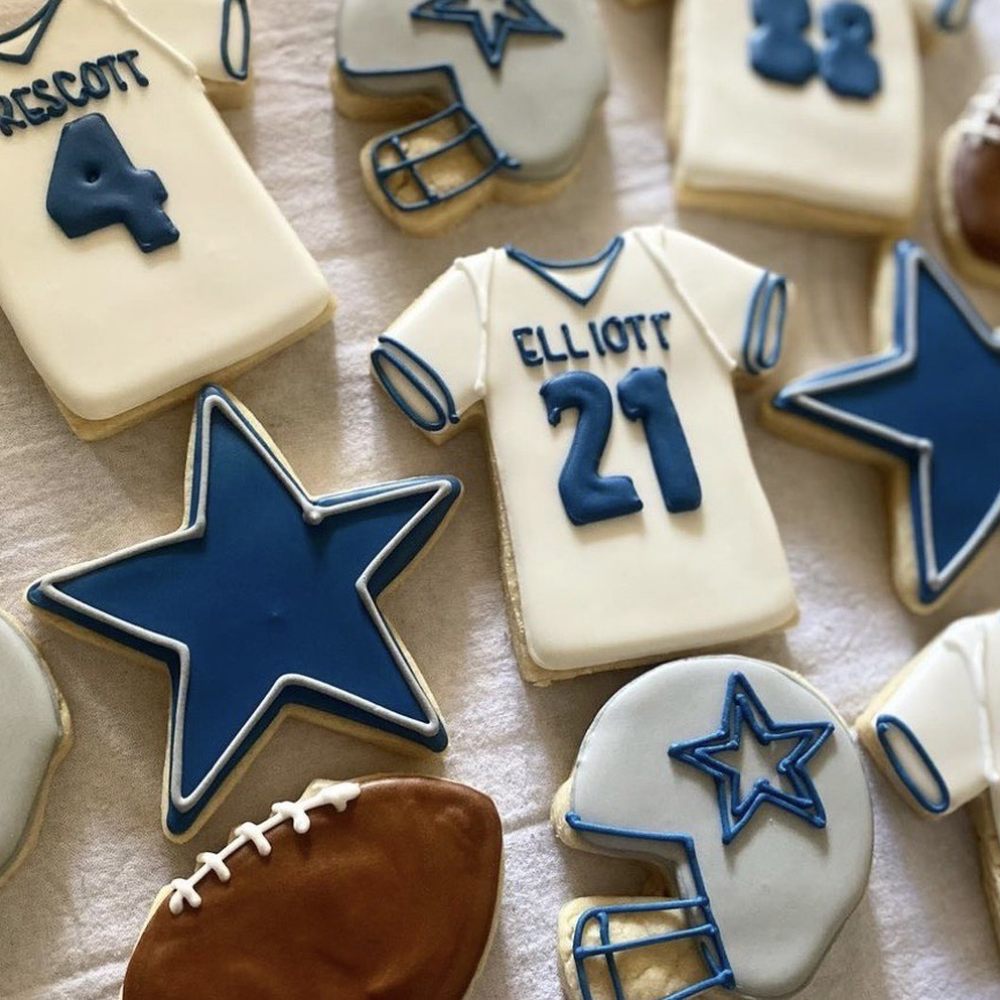 Discover Local Sugar Cookie Decorators Near Me for Custom Treats!