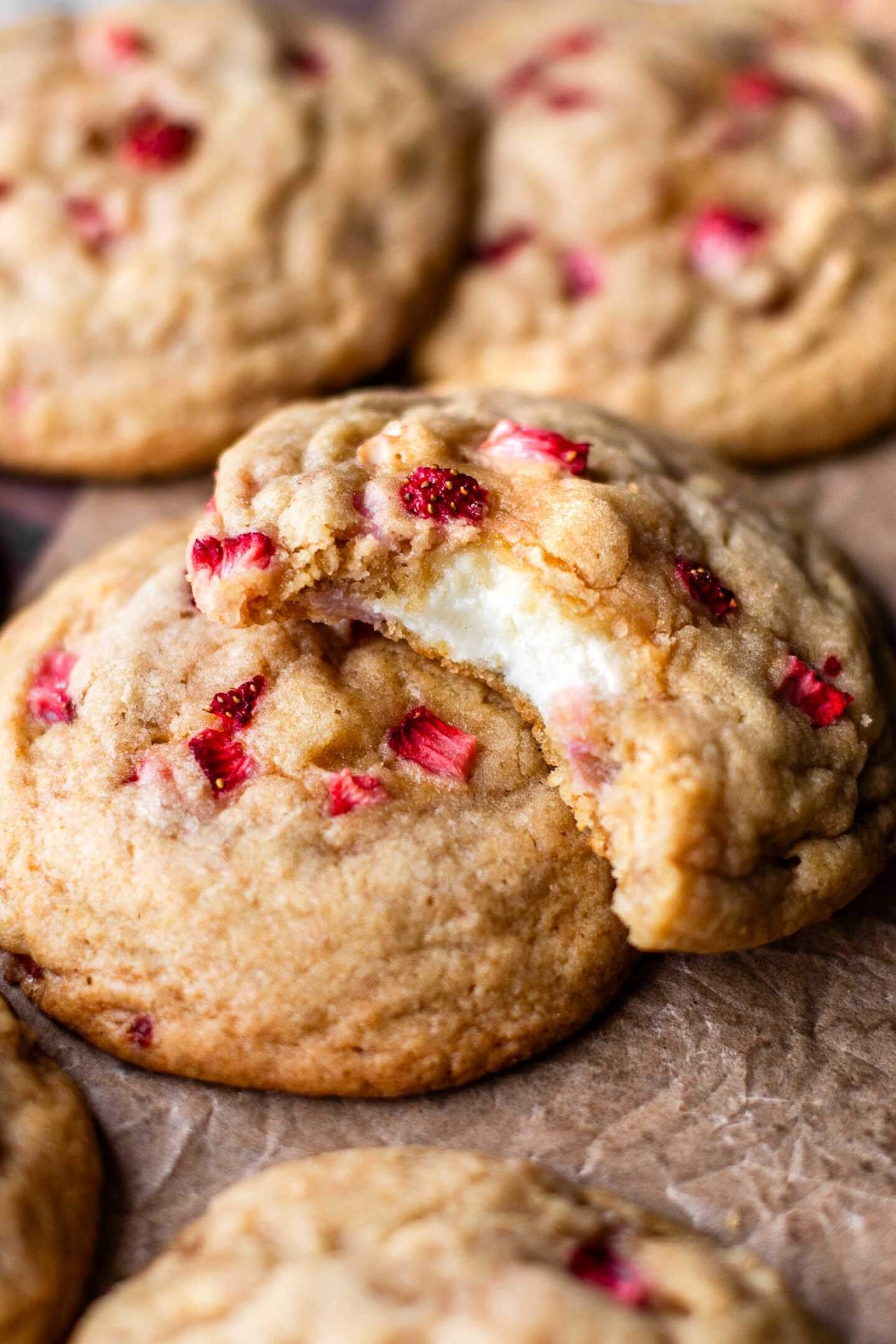 strawberry cheesecake cookies