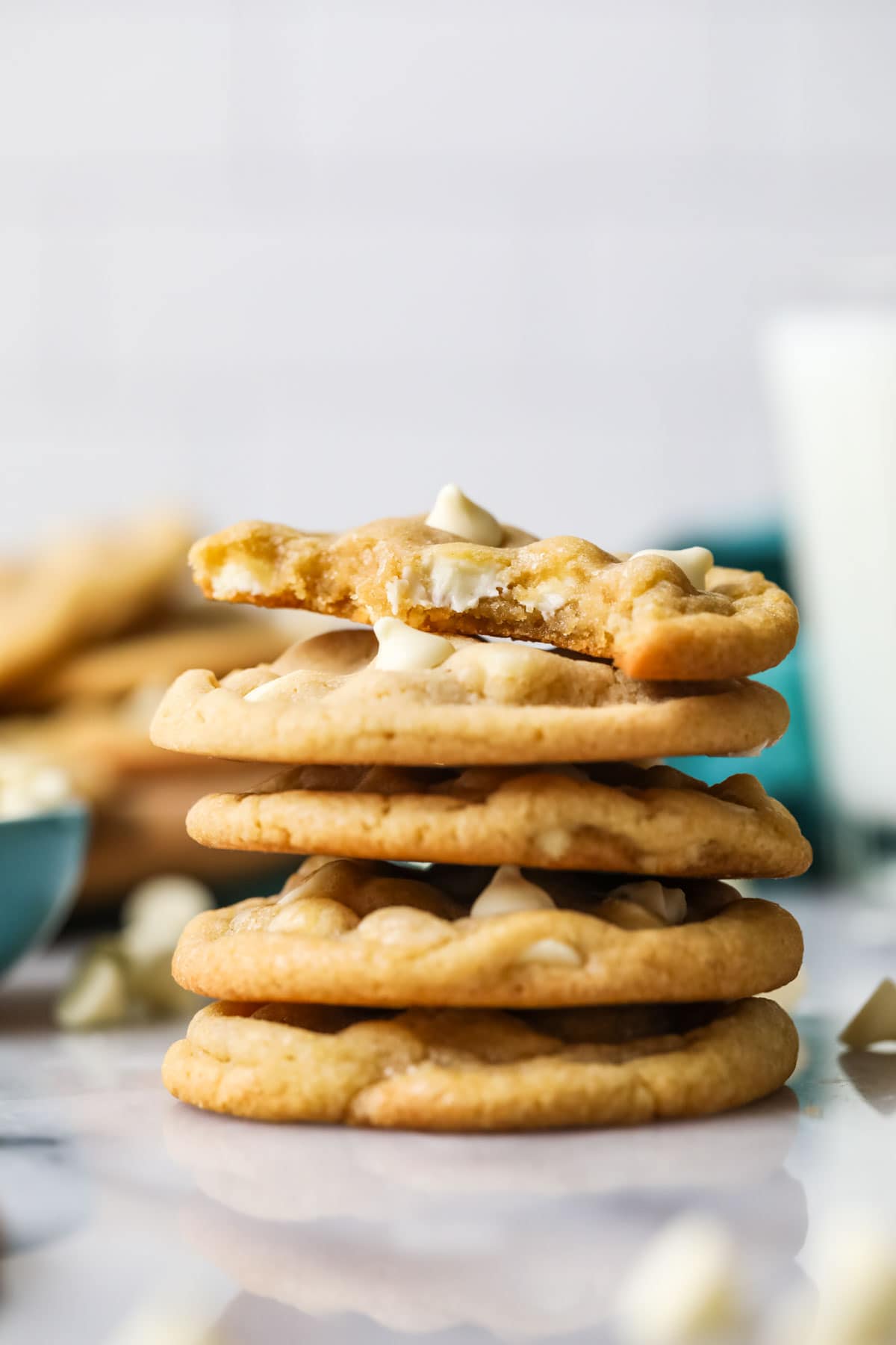 white chocolate chip cookies