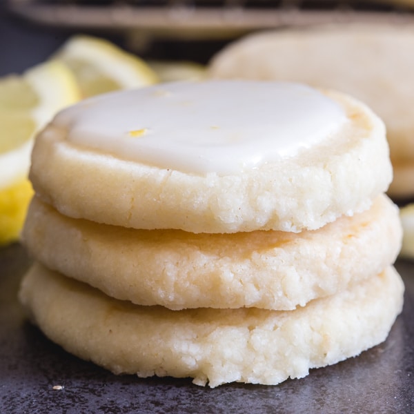 Delightful Italian Lemon Cookies: A Taste of Sunshine in Every Bite